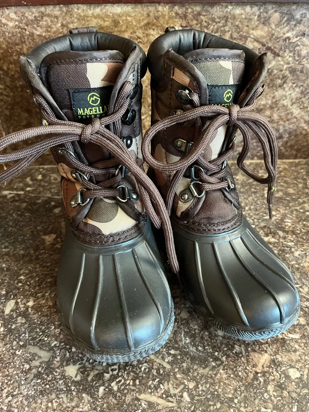 Magellan Outdoors Brown Camo Kids Winter Lace-Up Boots